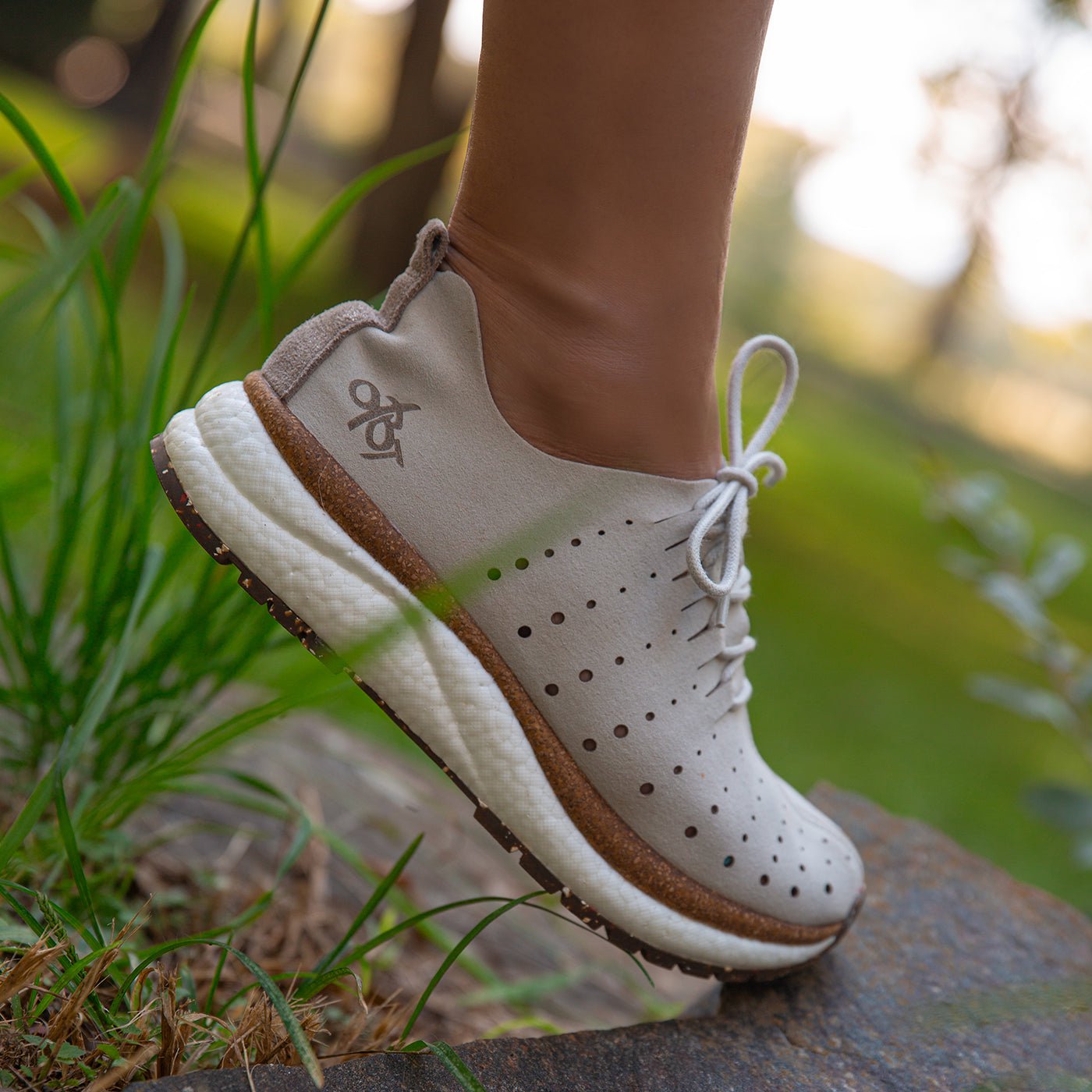 Comfortable and Stylish Walking Shoes for Travel for Women - Bobo
