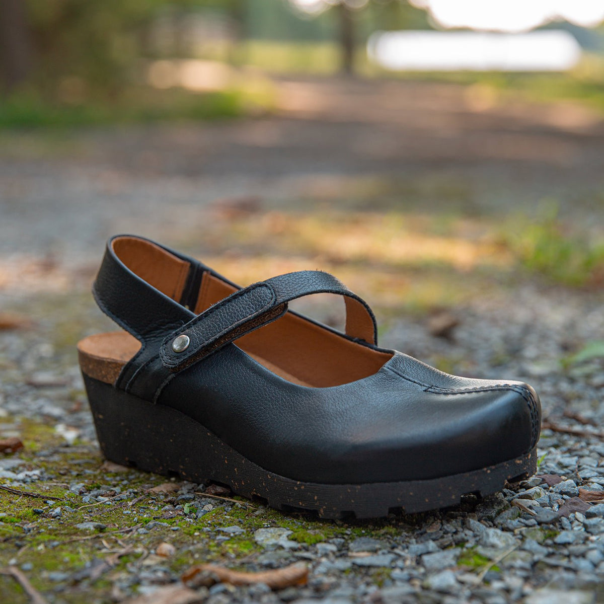 Black cheap wedge clogs